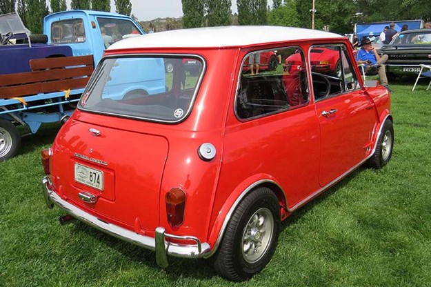 mini-cooper-s-rear.jpg