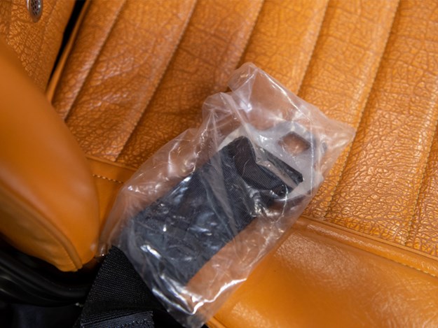 Datsun-240Z-interior-plastics.jpg