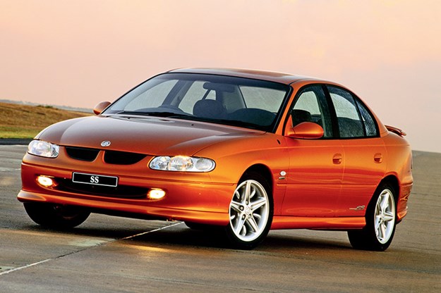 holden-commodore-vt-ss.jpg