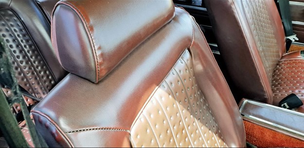 C:\Users\aaffat\Documents\Chrysler-VE-Valiant-VIP-interior-seats.jpg