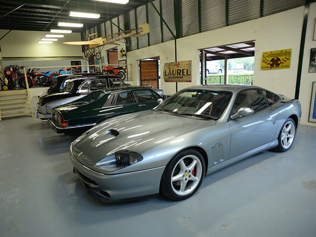 Binalong-motor-museum-fire-sale-ferrari-550.jpg