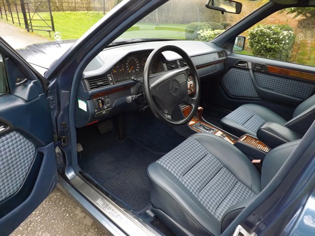 Star-Cars-Atkinson-500E-interior.jpg