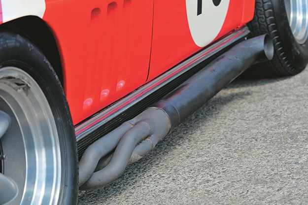 peter-brock-corvette-exhaust.jpg