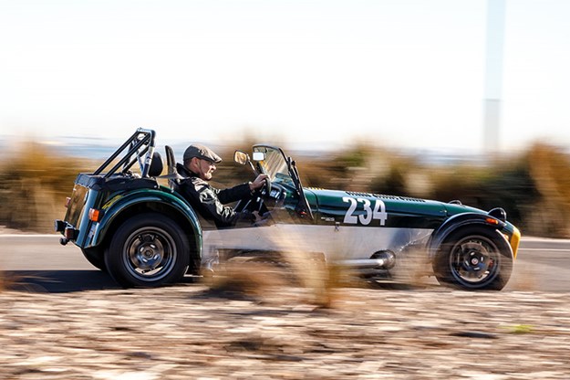 caterham-seven-onroad.jpg