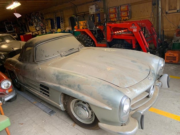 300SL-barn-find-front-side-3.jpg