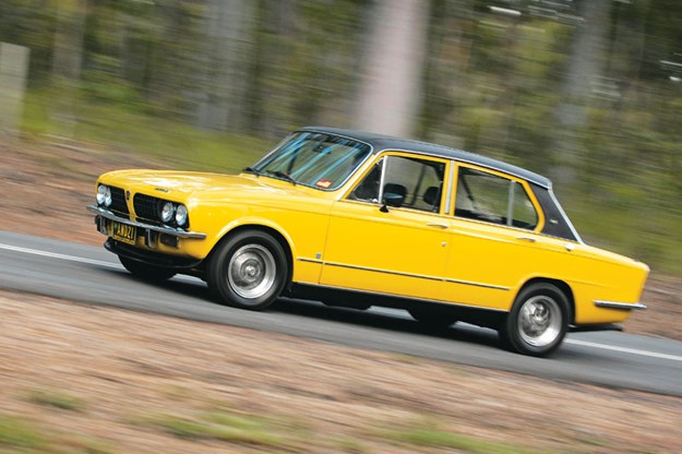 R:\Web\WebTeam\Mary\Motoring\UC 261 to 399\UC 284\Dolomite\triumph-dolomite-onoad.jpg