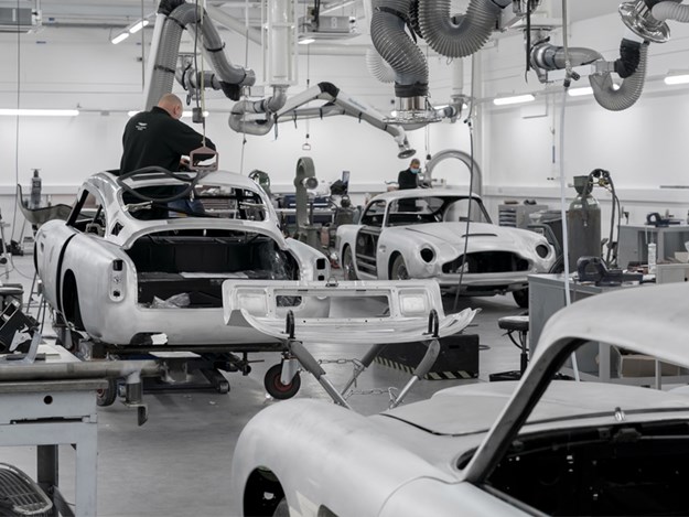 NEw-DB5-production-rear.jpg