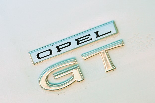 Opel GT badge