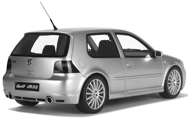 R:\Web\WebTeam\Mary\Motoring\UC 440\auction\vw-golf-r32.jpg