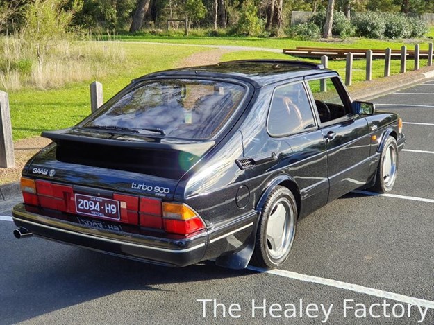 SAAB-900-AERO-rear-side.jpg