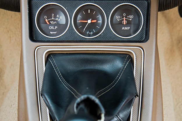 R:\Web\WebTeam\Mary\Motoring\UC 440\Gemini\holden-gemini-gypsy-gauges.jpg