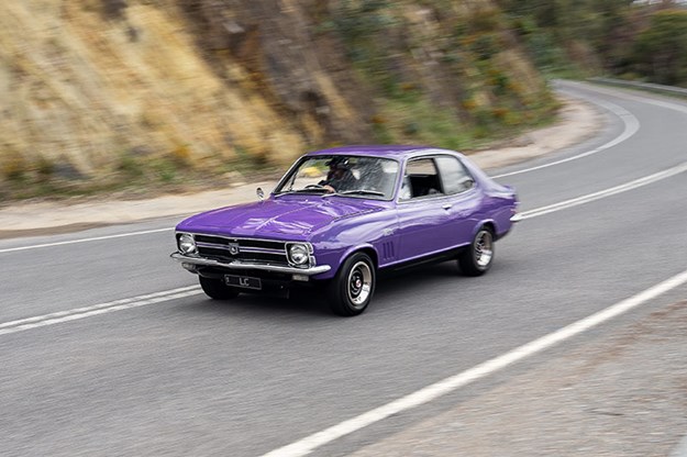 R:\Web\WebTeam\Mary\Motoring\UC 441\XU1 feature\torana-lx-xu1-onroad.jpg