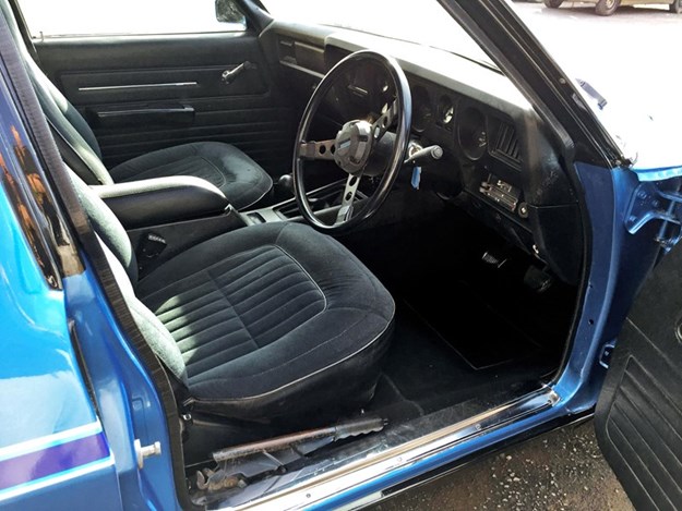 HZ-Ute-interior.jpg