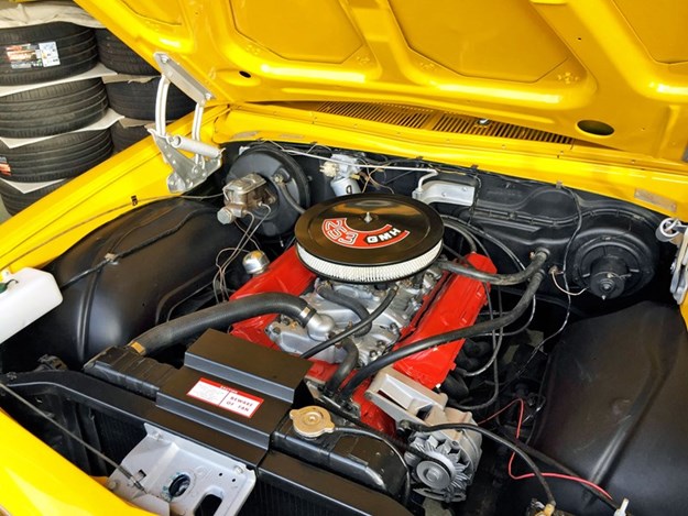 HQ-Sandman-ute-engine.jpg