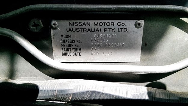 Nissan-Skyline-R31-built-plate.jpg