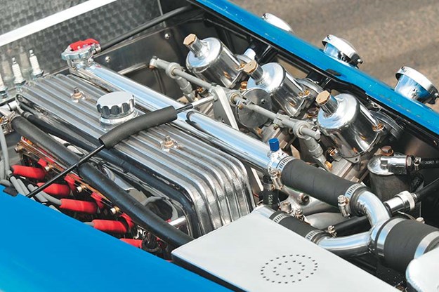 special-delivery-holden-racecar-engine.jpg