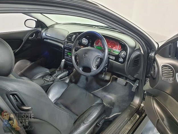 Monaro-cv8-interior.jpg