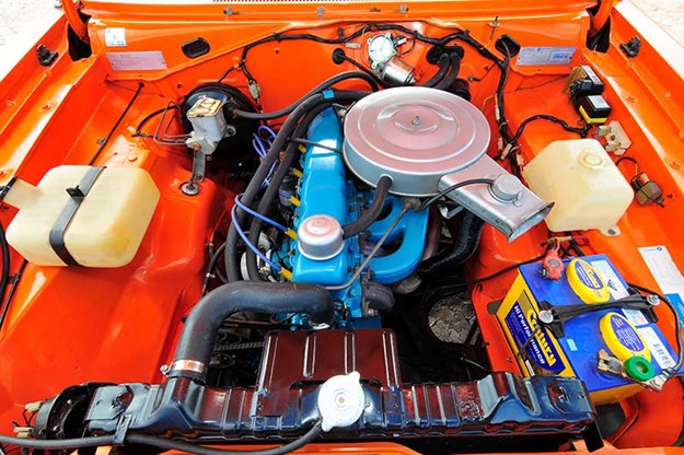 File:1976 Chrysler Valiant VK Charger (29444627455).jpg