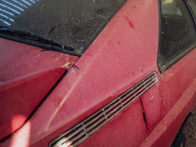 Barn-find-audi-quattro-exterior-detail.jpg