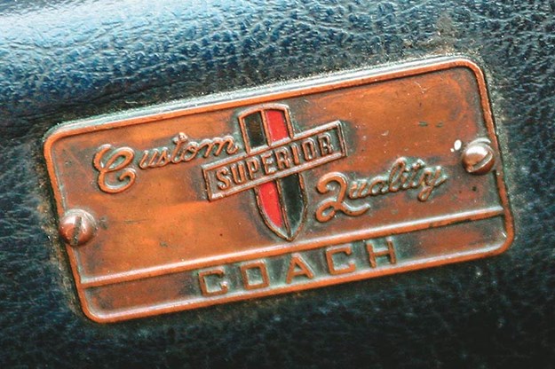 studebaker-hearse-badge.jpg