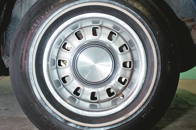ford-torino-talledega-wheel.jpg