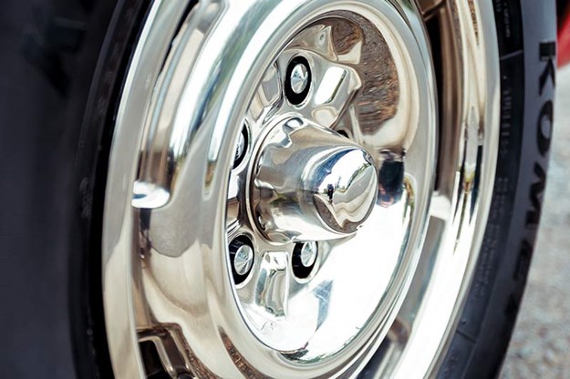 ford-falcon-xt-gt-wheel.jpg