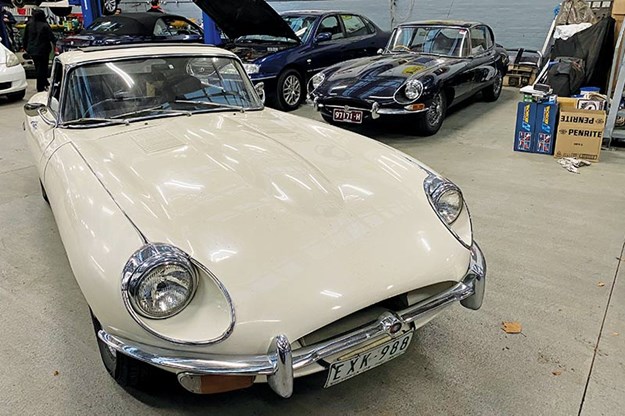 jaguar-e-type.jpg