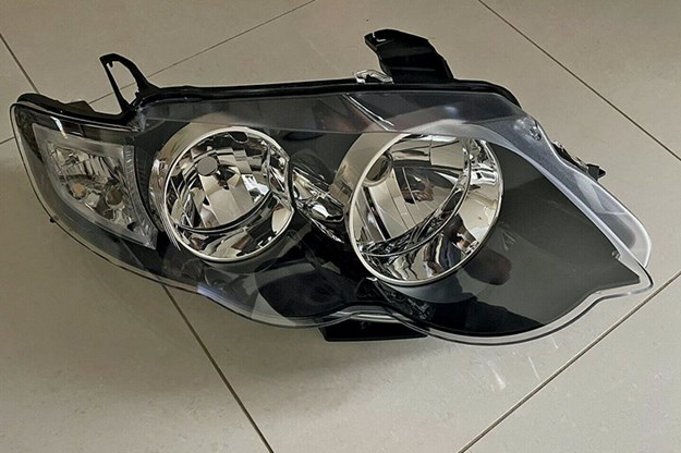 headlight.jpg
