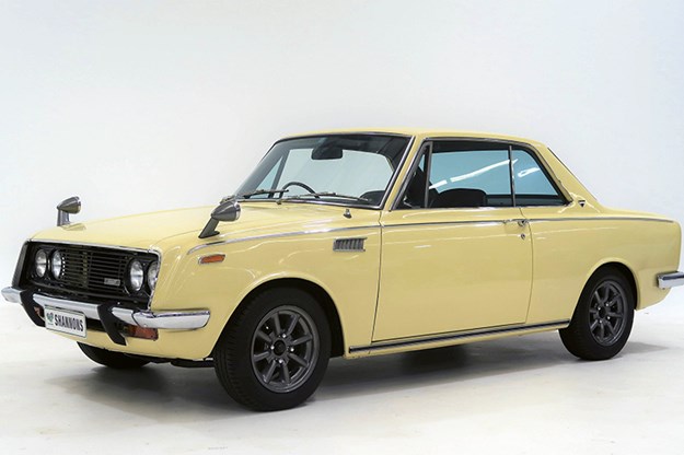 toyota-corona.jpg