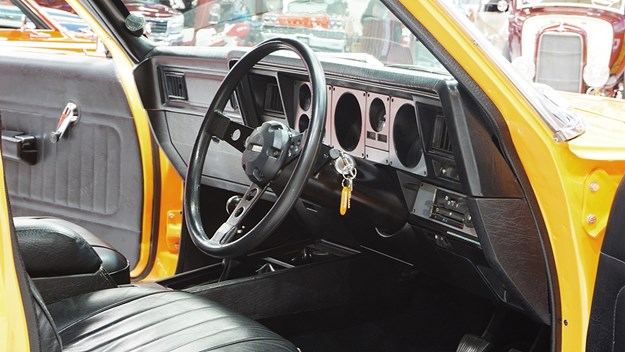 holden sandman interior.jpg