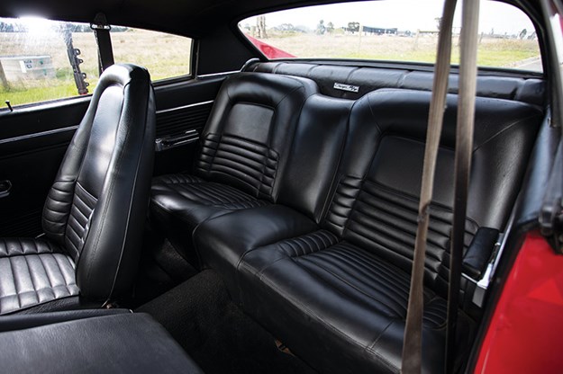 valiant-charger-interior-rear.jpg