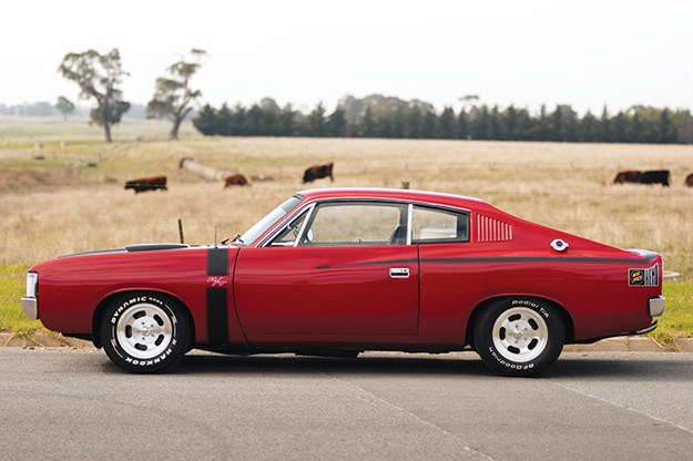 valiant-charger-side.jpg