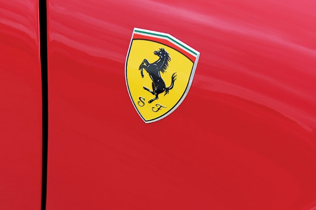 ferrari-328-gts-badge.jpg