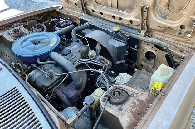 mazda-929-engine-bay.jpg