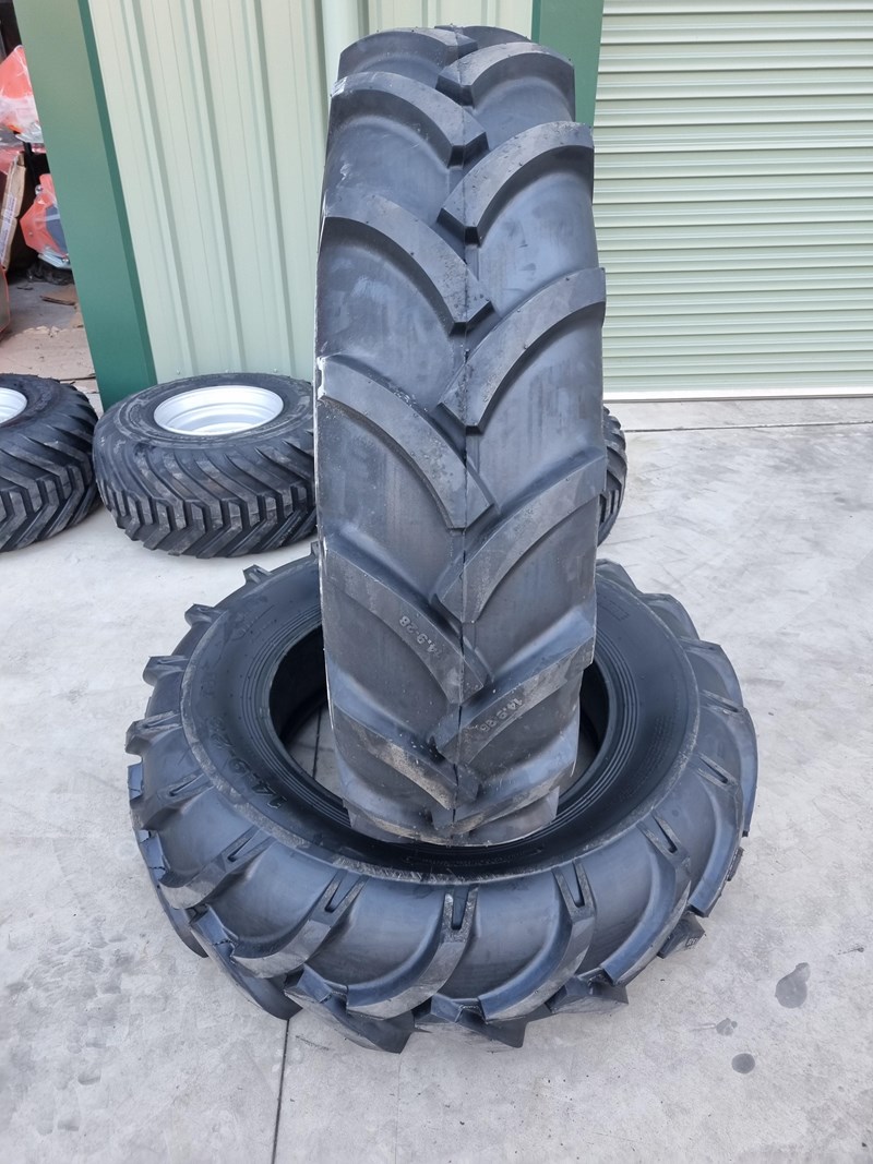 Racealone 14 9 28 tractor tyre and tube