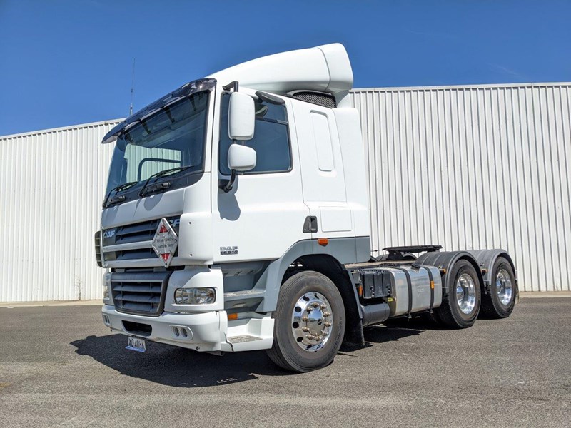 CF85895317 2017 DAF CF85 AUTOMATIC (6x4) PRIME MOVER