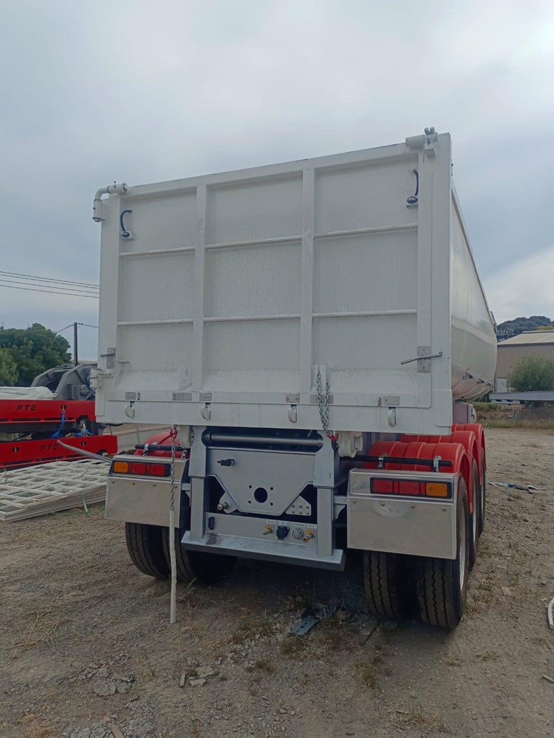 FREIGHTMORE TRANSPORT 2026 FREIGHTMORE REAR SAND TIPPER
