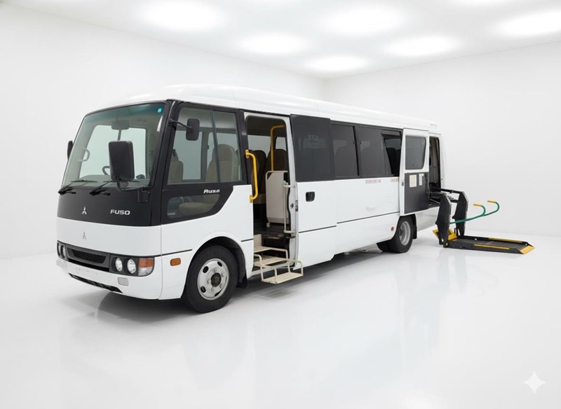 2007 Mitsubishi Rosa 19 Seater Wheelchair Bus
