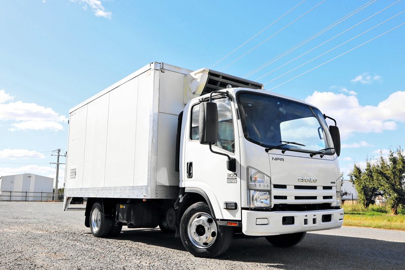 2014 Isuzu NPR300