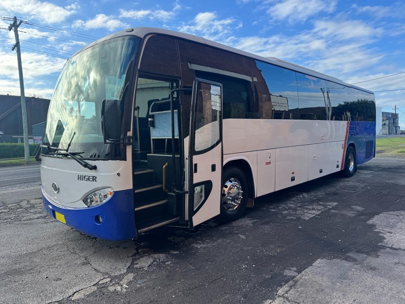 2012 Higer Road Boss Coach, 2012 Model