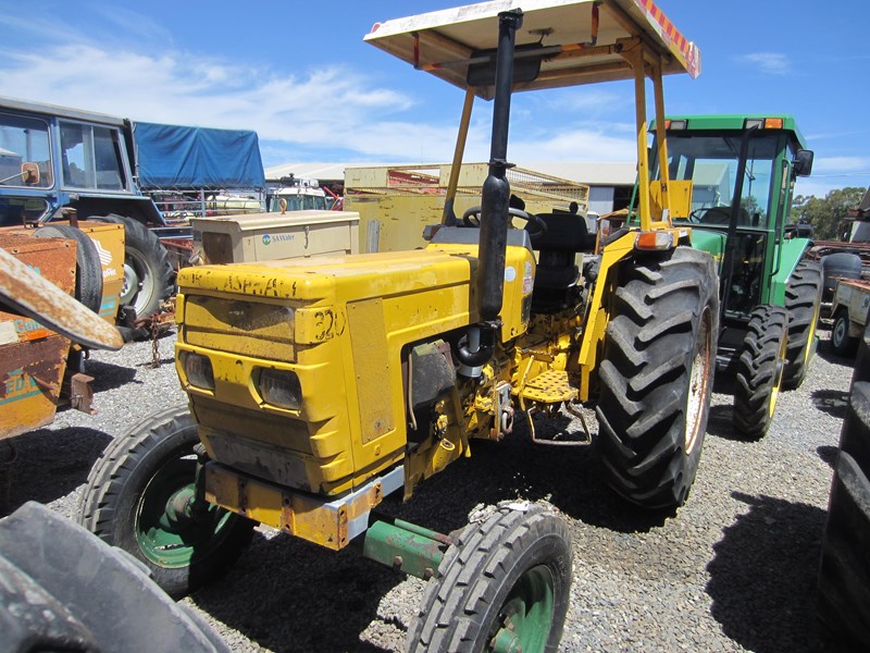 Fiat 4566 Tractor (ph: 08-8323 8795)