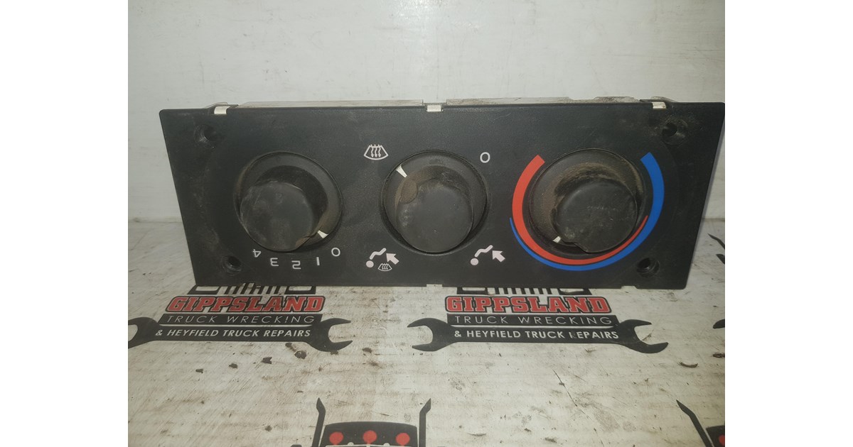 DAF 9041702667 DAF 1454146 CABIN HEATER SWITCHES PANEL 9041702667 for sale