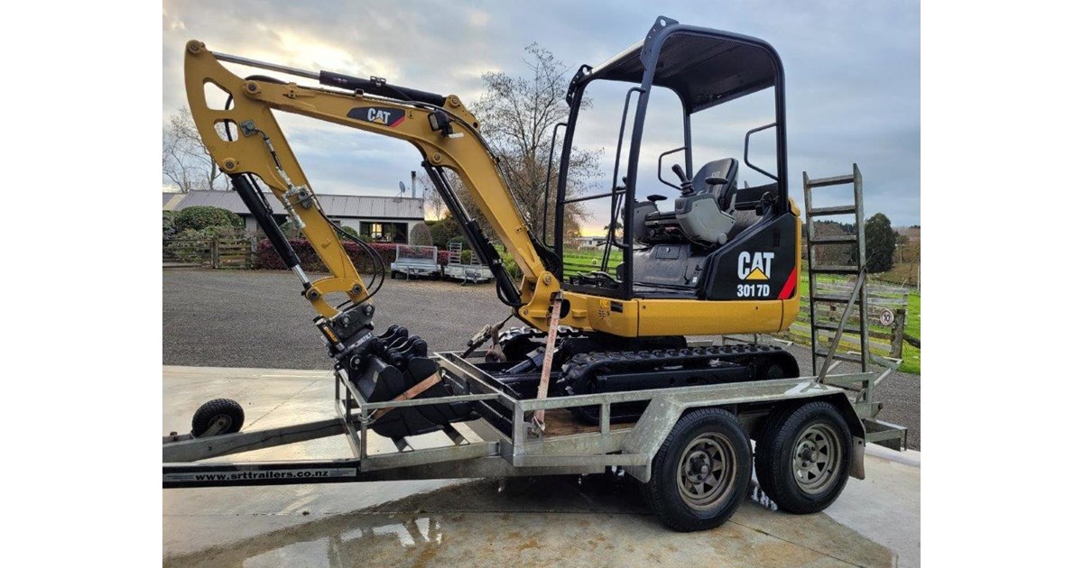 2014 CATERPILLAR 301.7D for sale