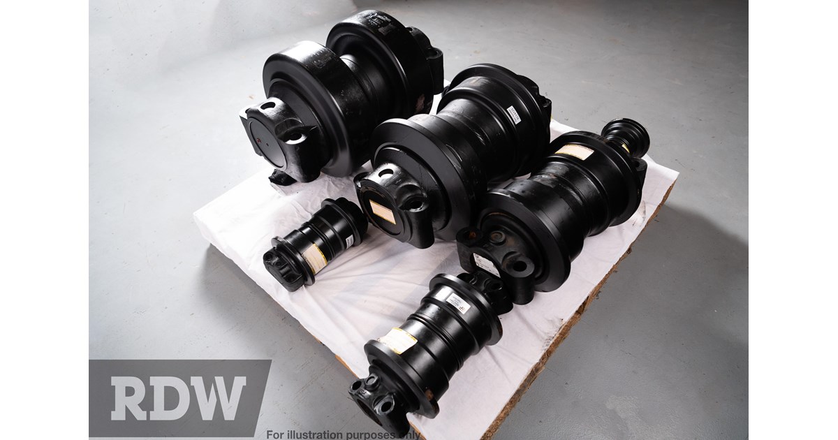 HYUNDAI 81Q6-11011 - HX220LC BOTTOM ROLLER for sale (refcode