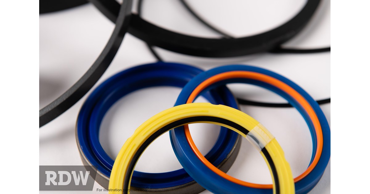 HITACHI 4653863 - ZX870-3 BUCKET CYLINDER SEAL KIT for sale