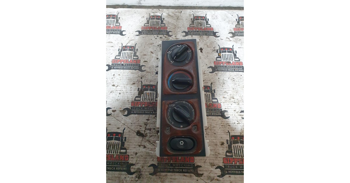 RENAULT RENAULT 5010776105 CLIMATE CONTROL PANEL 5010776105 for sale