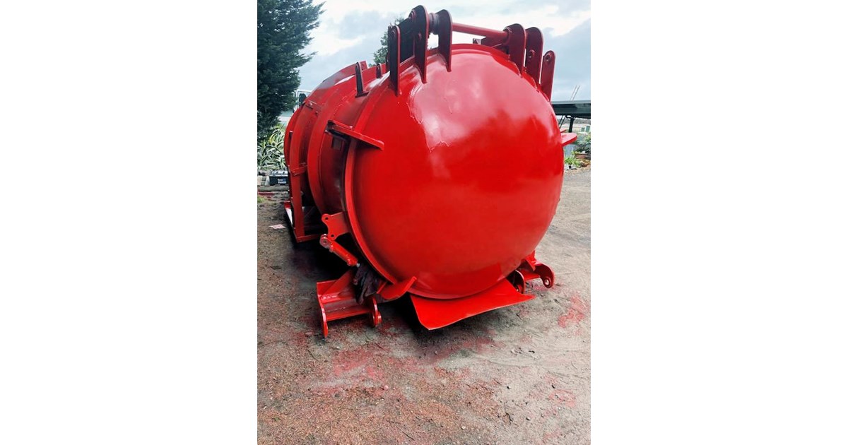 2023 TSA HOOKLIFT BACKDOOR VACUUM TANKS for sale (refcode DIY1200114)