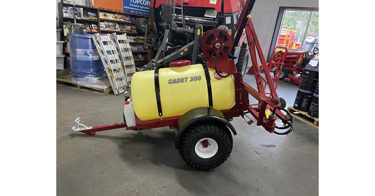 Hardi Cadet 300 -Tow Behind Weed Sprayer-300 Litre Tank with Boom