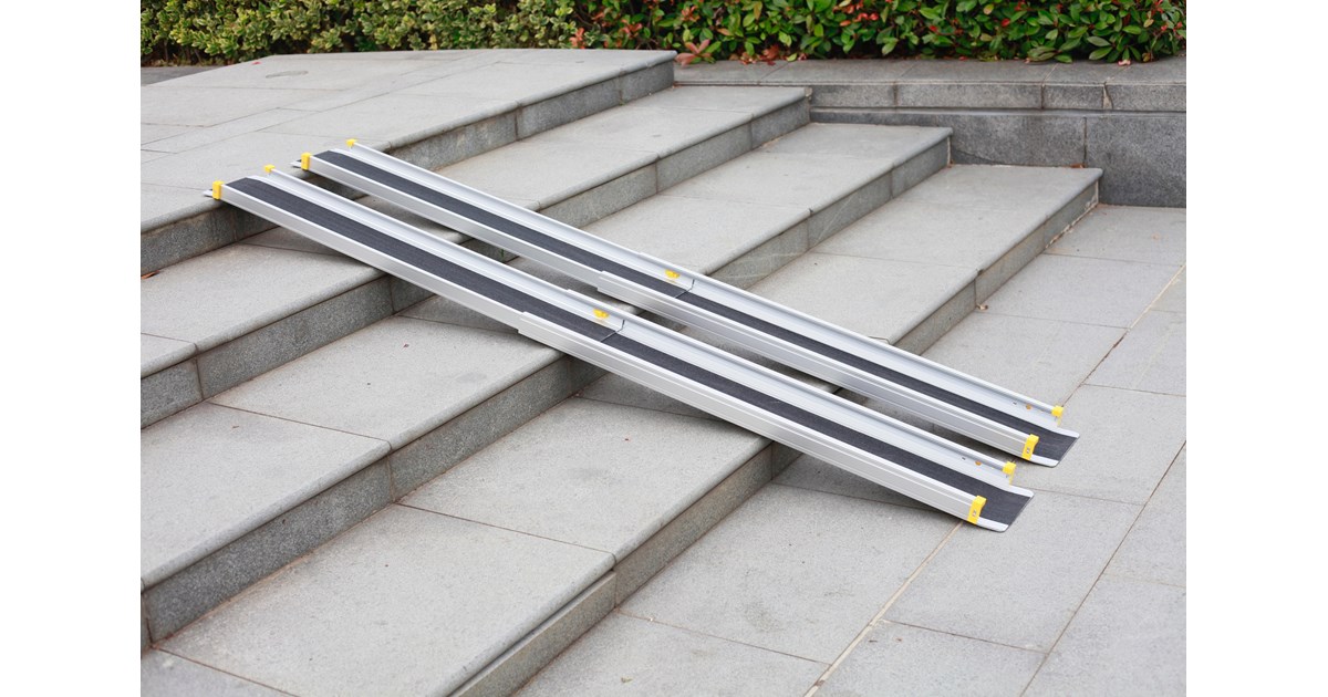 2 Leg Ramp JETLAND 2.7M 270KG TWO SECTION DELUXE TELESCOPIC WHEELCHAIR RAMP for ...
