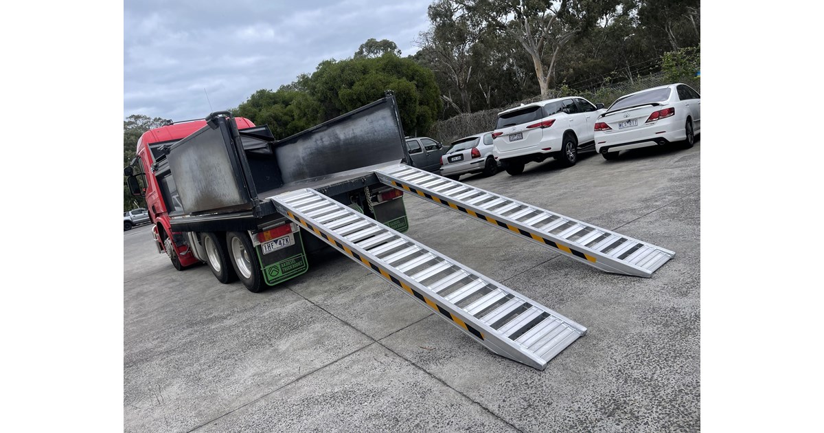 JETLAND 3.7M 3TONNE HEAVY DUTY RUBBER TRACK MACHINERY LOADING RAMPS for ...